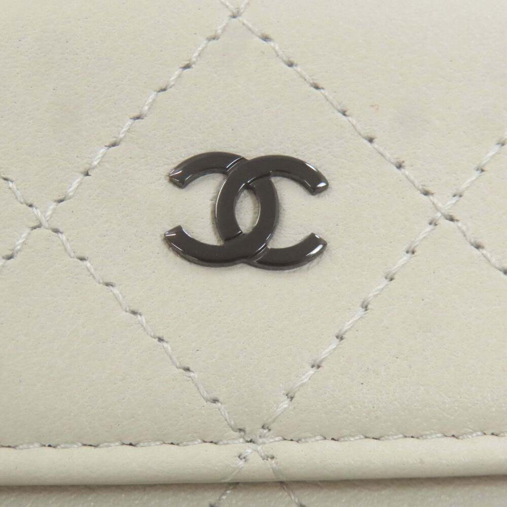 CHANEL Gray Logo Wallet - Picture 12 of 16